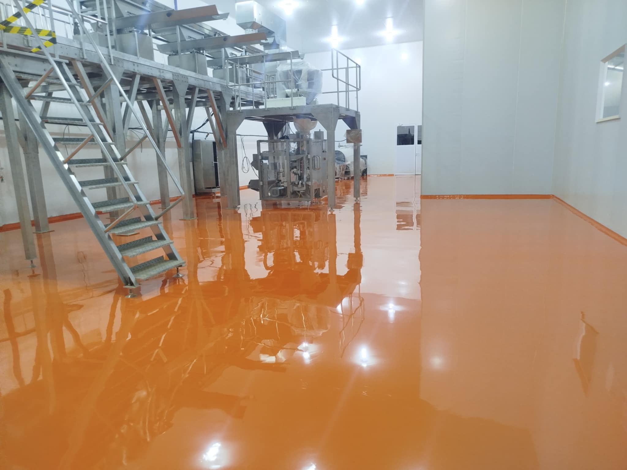 Epoxy Flooring thumbnail 3